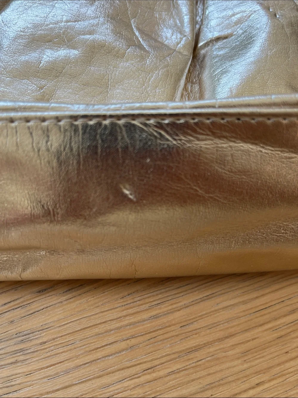Dkny metallic gold